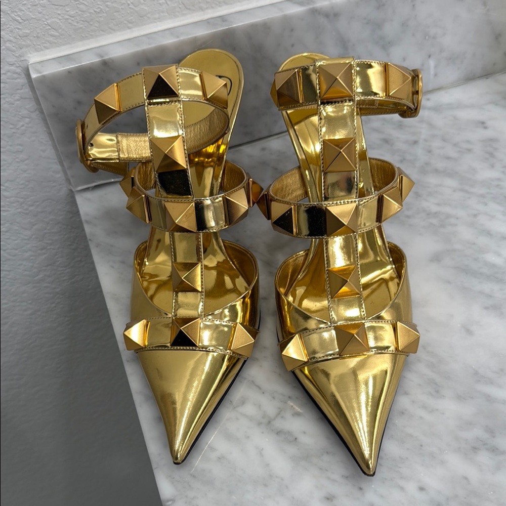 Valentino Garavani Gold Stiletto Heels